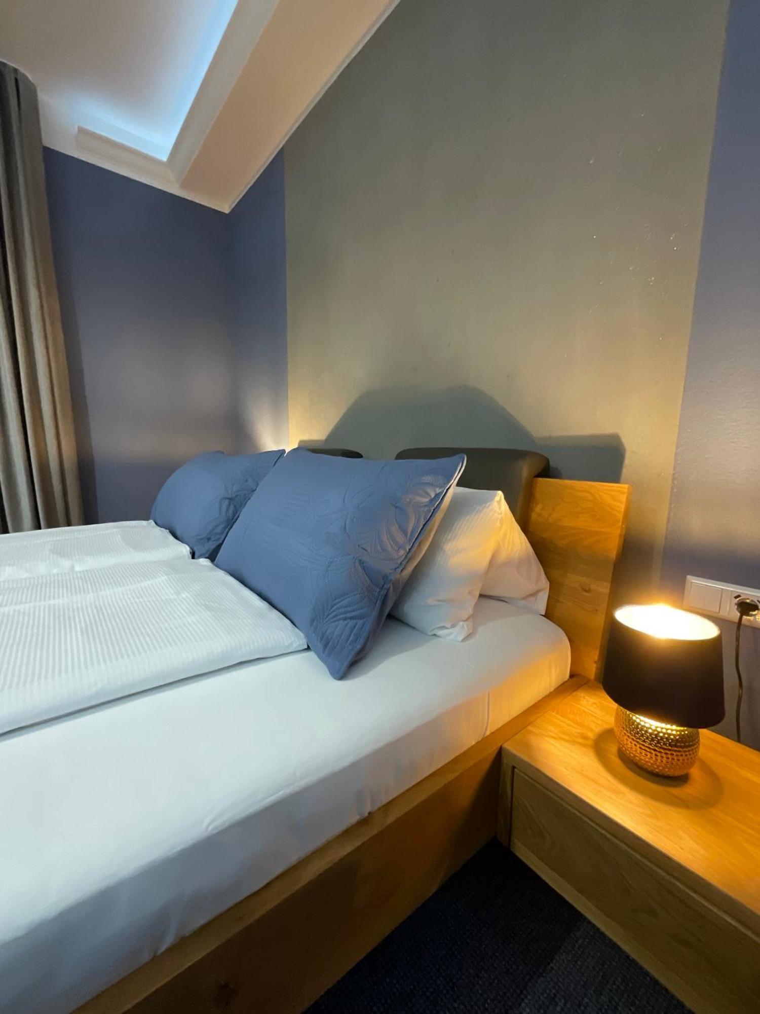 Hotel Residenz Luxury Apartments Metzingen  Exterior photo