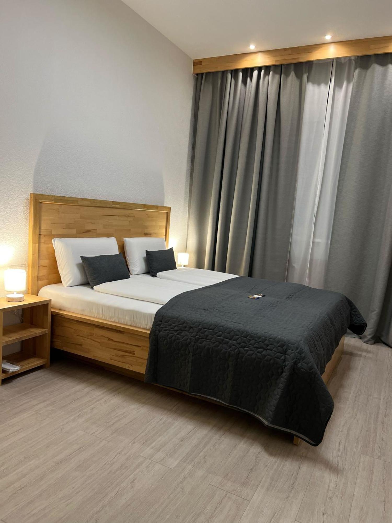 Hotel Residenz Luxury Apartments Metzingen  Exterior photo